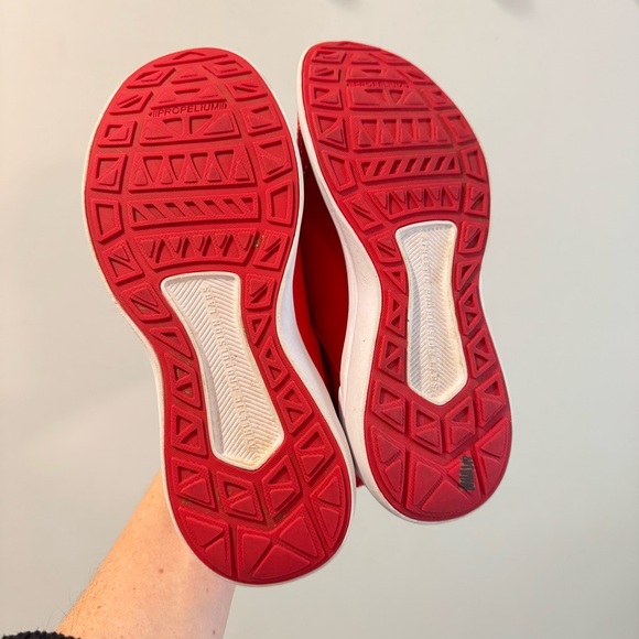 APL Kids Red TechLoom Bliss Running Shoes Size 4 - Picture 6 of 11